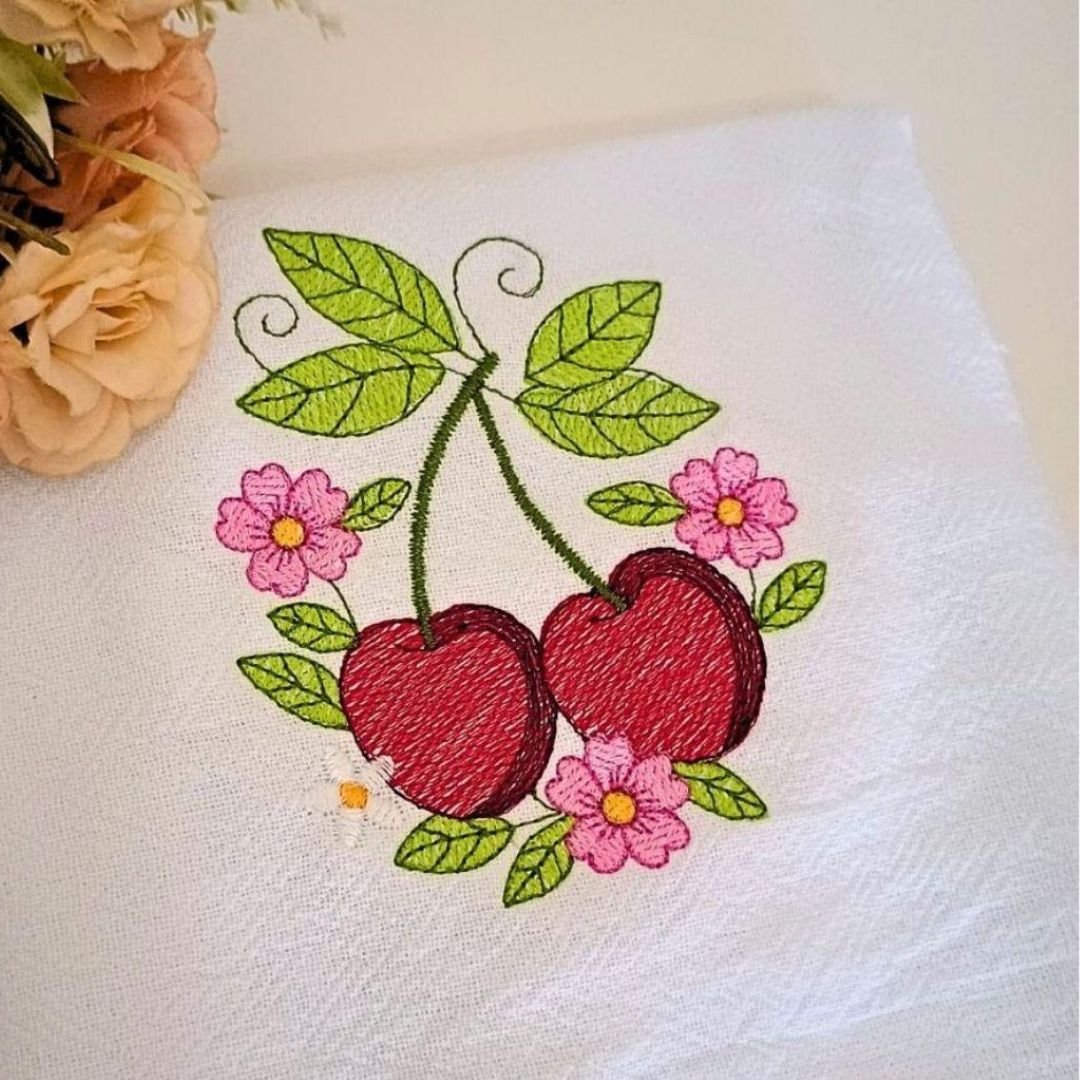 Cerejas com Flores Delicadas