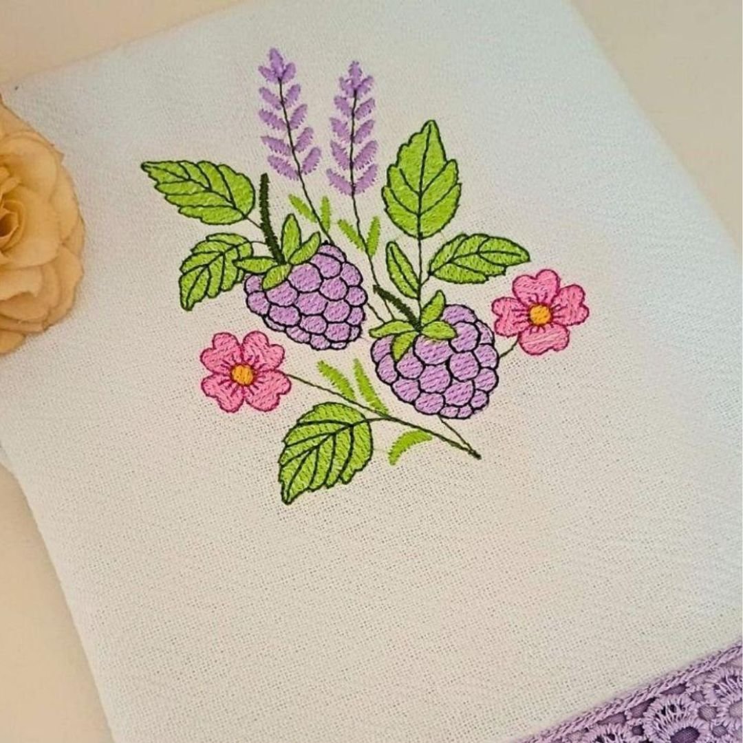 Amoras com Flores Delicadas