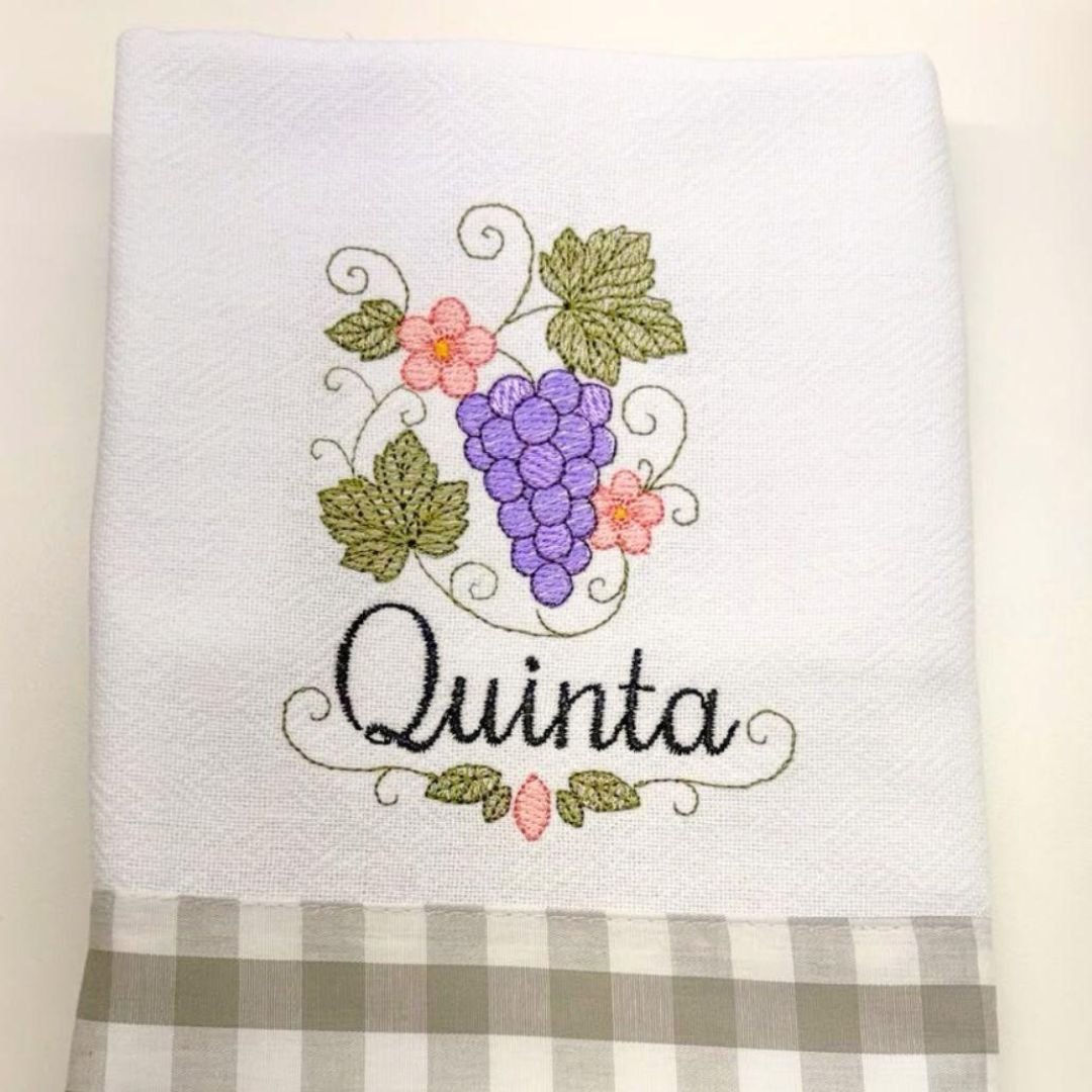 Matriz de Bordado Uvas na Quinta